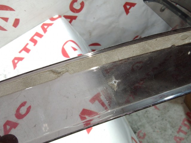 Ветровик NISSAN Note 