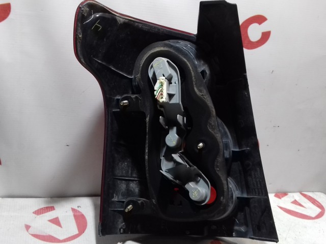 Стоп TOYOTA Avensis 