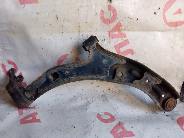 Рычаг NISSAN Sunny 