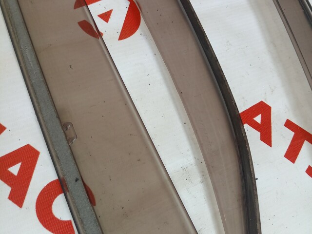 Ветровик TOYOTA Corolla Axio 