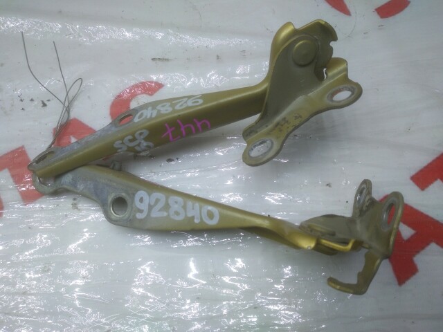 Кронштейны капота TOYOTA Vitz 