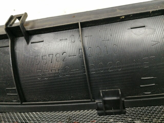 Жабо TOYOTA Vitz 