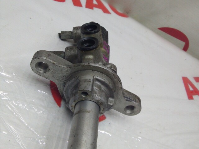 Главный тормозной цилиндр TOYOTA Camry 2AZ-FE