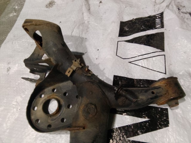 Балка задняя TOYOTA Ractis 