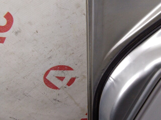 Дверь NISSAN Sunny 