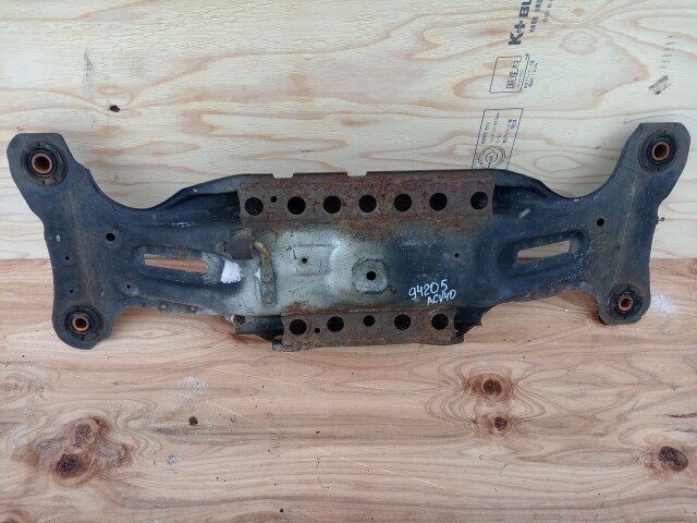 Балка задняя TOYOTA Camry 