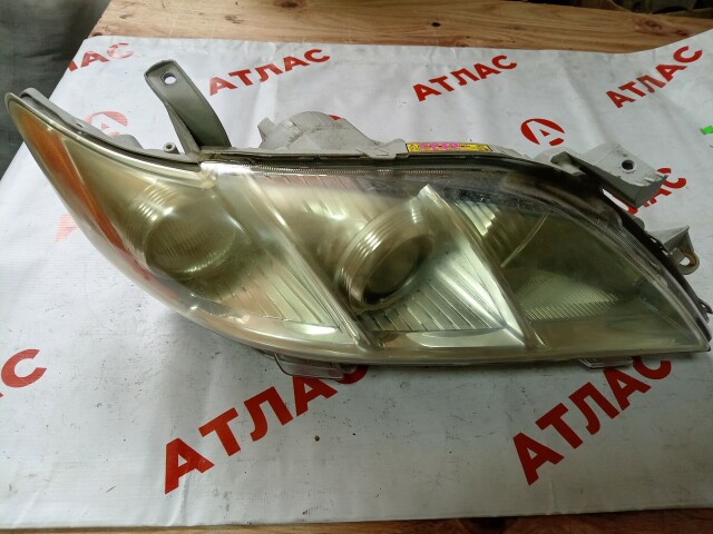 Фара TOYOTA Camry 