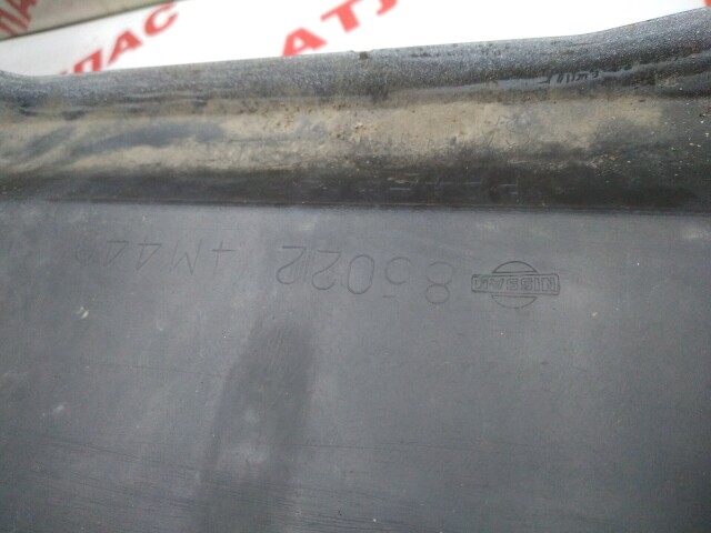 Бампер задний NISSAN Sunny 