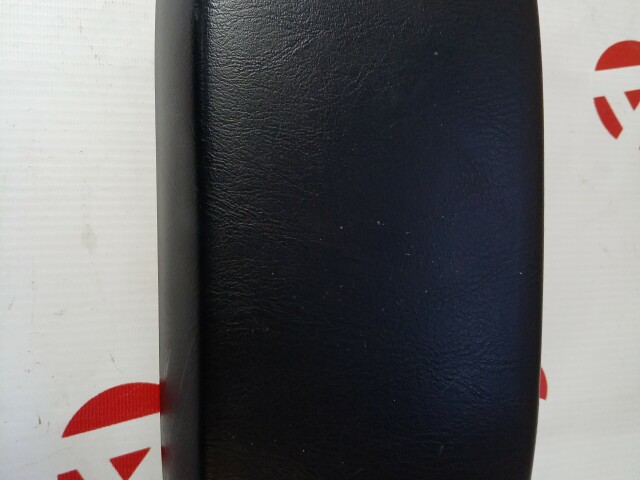 Подлокотник TOYOTA Caldina 