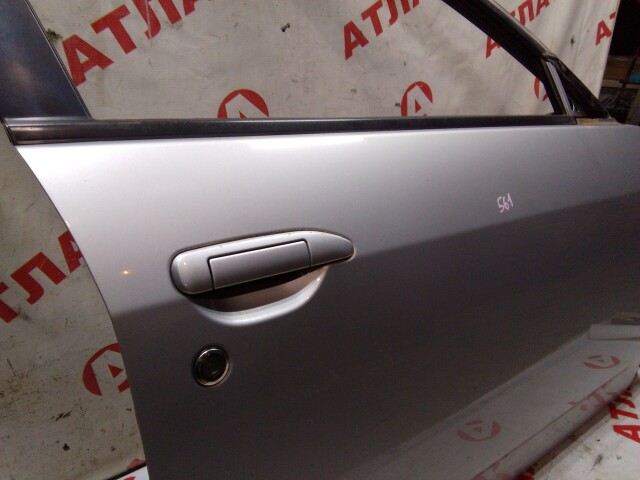 Дверь NISSAN Wingroad 