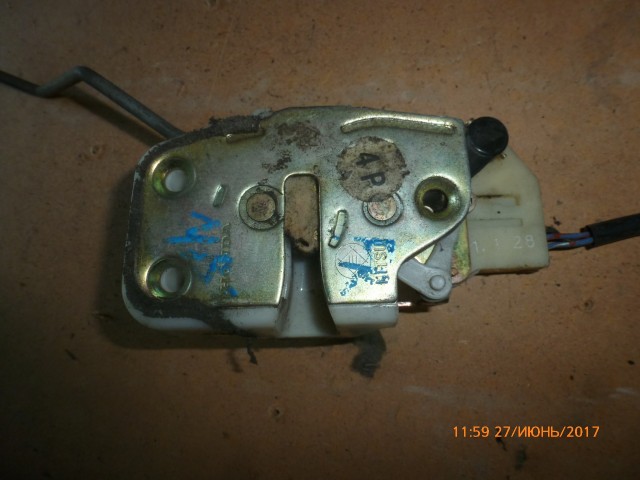Замок двери HONDA Civic 