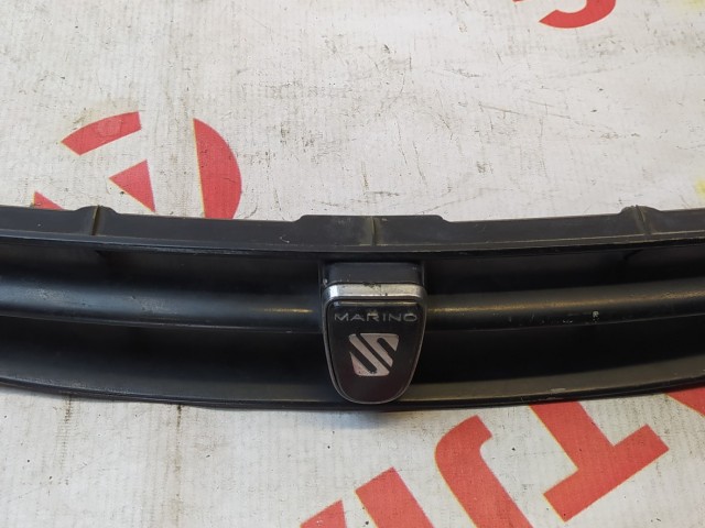 Решетка радиатора TOYOTA Sprinter Marino 