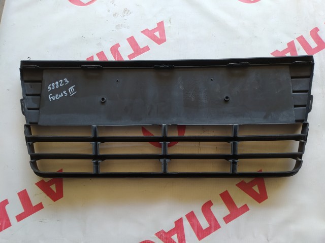 Решетка в бампер FORD Focus III 