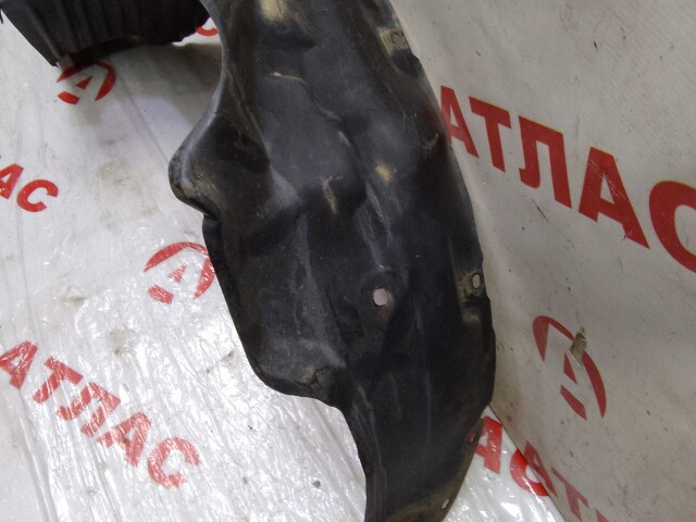 Подкрылок NISSAN Primera 
