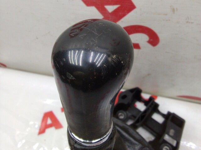 Рычаг КПП TOYOTA Avensis 