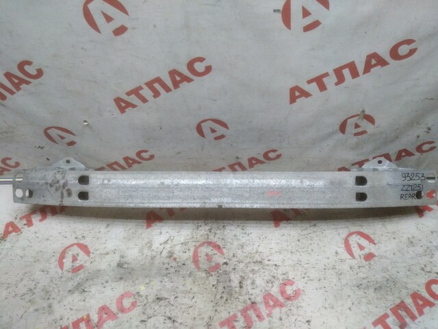 Усилитель бампера TOYOTA Avensis 