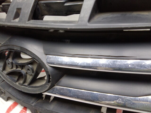 Решетка радиатора HYUNDAI Solaris 