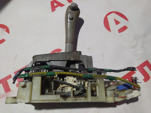 Рычаг КПП TOYOTA Corolla 