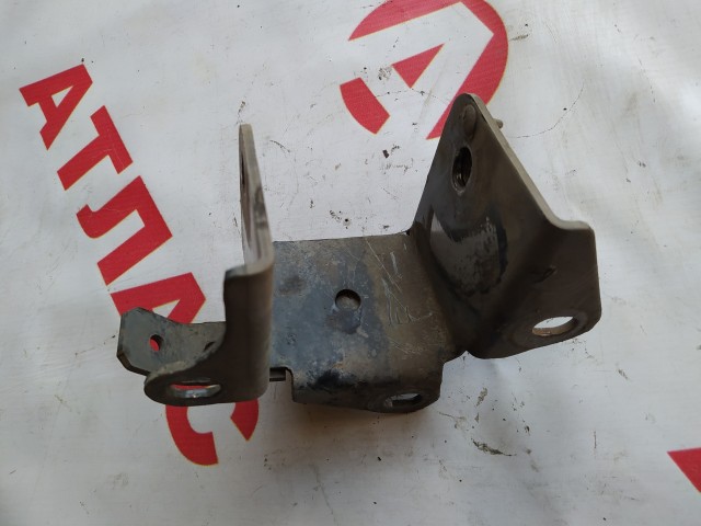 Кронштейн подушки ДВС MAZDA Familia ZL-VE