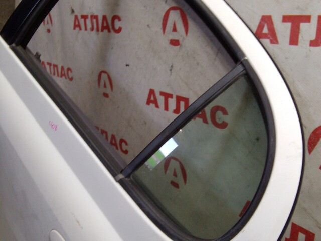 Дверь TOYOTA Platz 