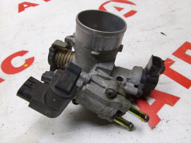 Дроссельная заслонка TOYOTA Corolla Runx 1NZ-FE