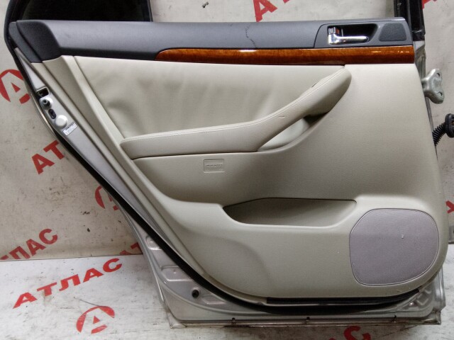 Дверь TOYOTA Avensis 