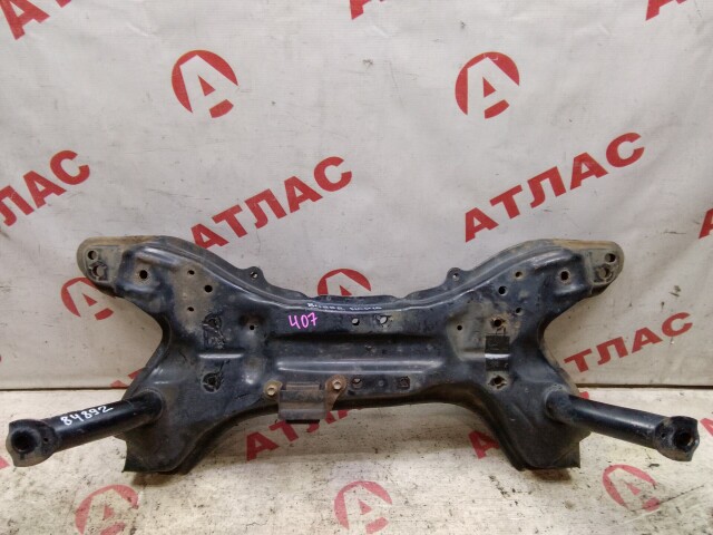 Балка поперечная TOYOTA Platz 