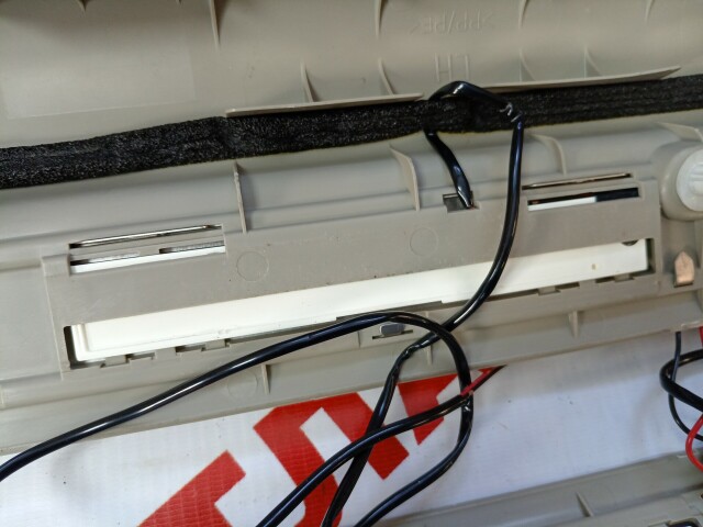 Накладка на порог салона TOYOTA Camry 