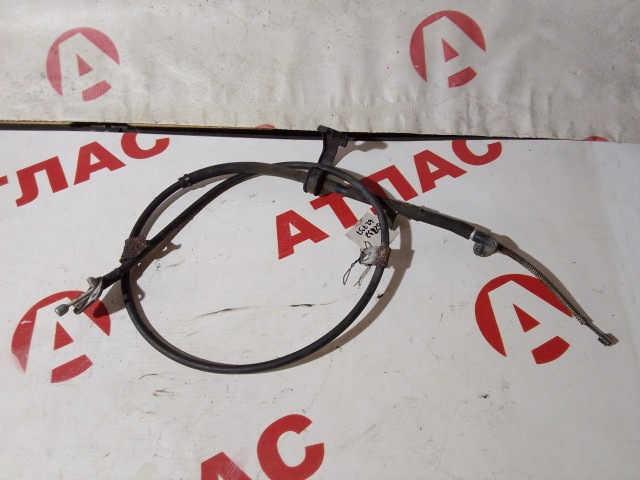 Трос ручника TOYOTA Ist 