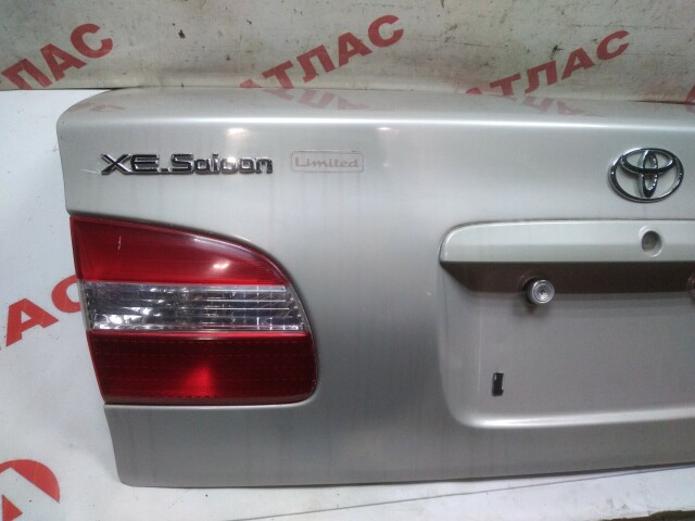 Крышка багажника TOYOTA Corolla 