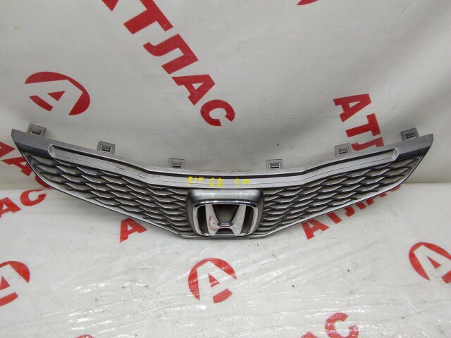 Решетка радиатора HONDA Fit 