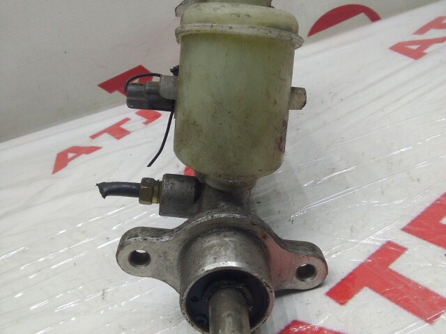 Главный тормозной цилиндр HONDA Accord 