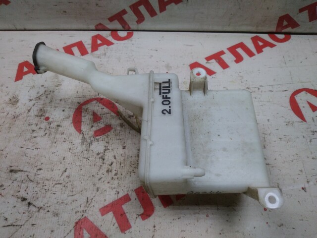 Бачок омывателя TOYOTA Succeed 