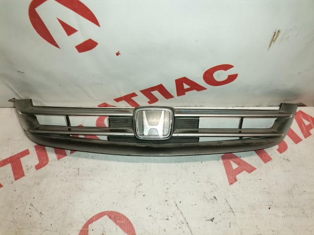Решетка радиатора HONDA Accord 