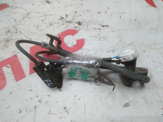 Датчик ABS TOYOTA Succeed 