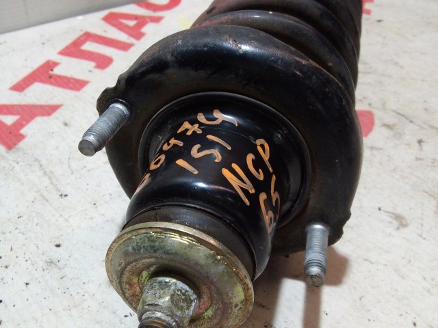 Стойка TOYOTA Ist 