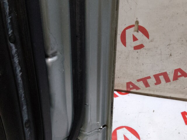 Дверь TOYOTA Avensis 