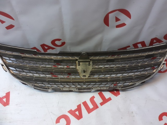 Решетка радиатора TOYOTA Mark II Blit 