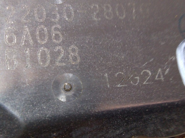 Дроссельная заслонка TOYOTA RAV4 2AZ-FE