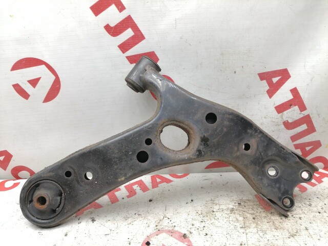 Рычаг TOYOTA Avensis 