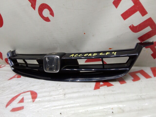Решетка радиатора HONDA Accord 