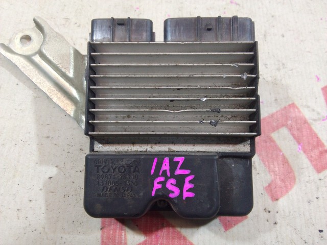 Блок управления форсунками TOYOTA Avensis 1AZ-FSE