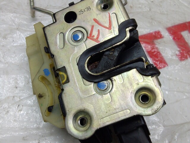 Замок двери RENAULT Duster 