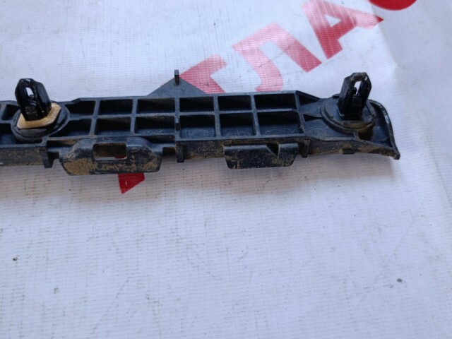 Крепление бампера TOYOTA Corolla Axio 