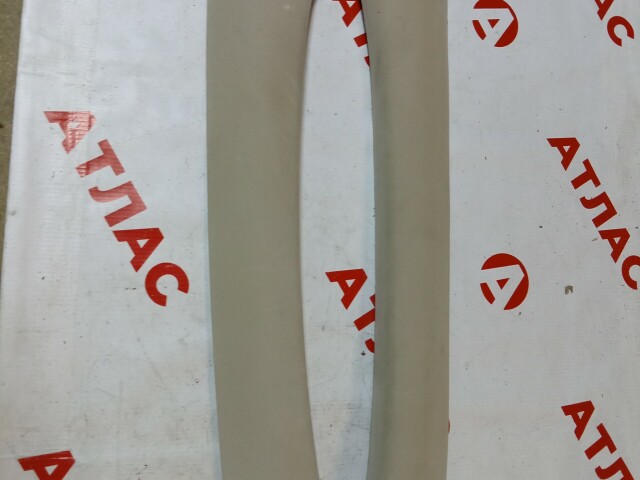 Накладка на стойку лобового стекла NISSAN Bluebird Sylphy 