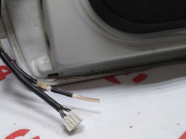 Дверь багажника SUZUKI Escudo 