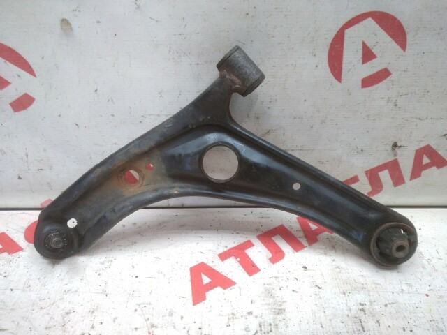 Рычаг TOYOTA FunCargo 