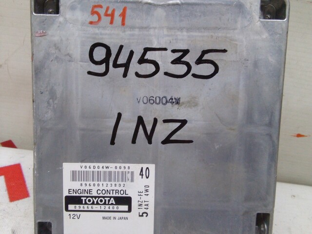 Компьютер TOYOTA Corolla 1NZ-FE