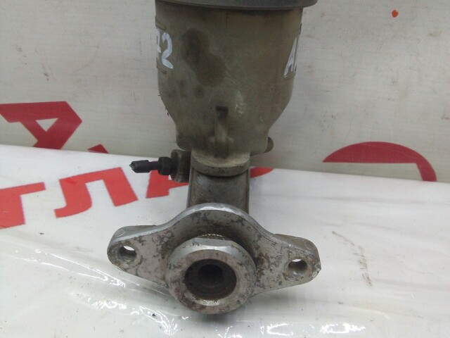 Главный тормозной цилиндр TOYOTA Sprinter 5A-FE