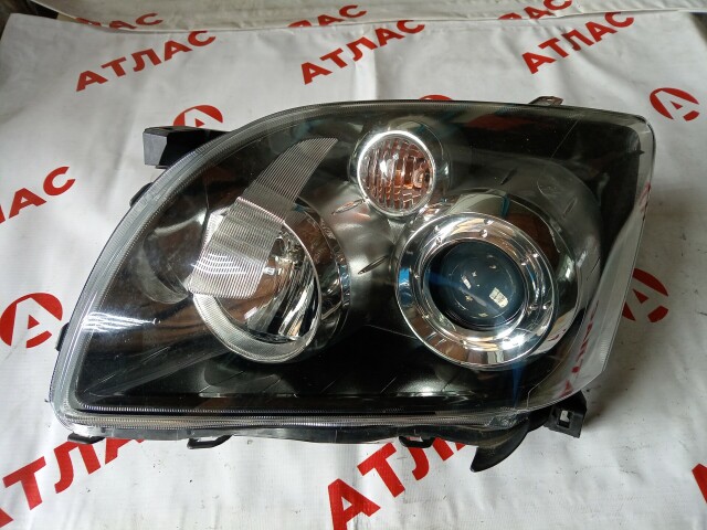 Фара TOYOTA Avensis 